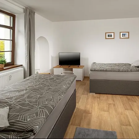 Apartmany Myslivna Ostrov  Exterior photo